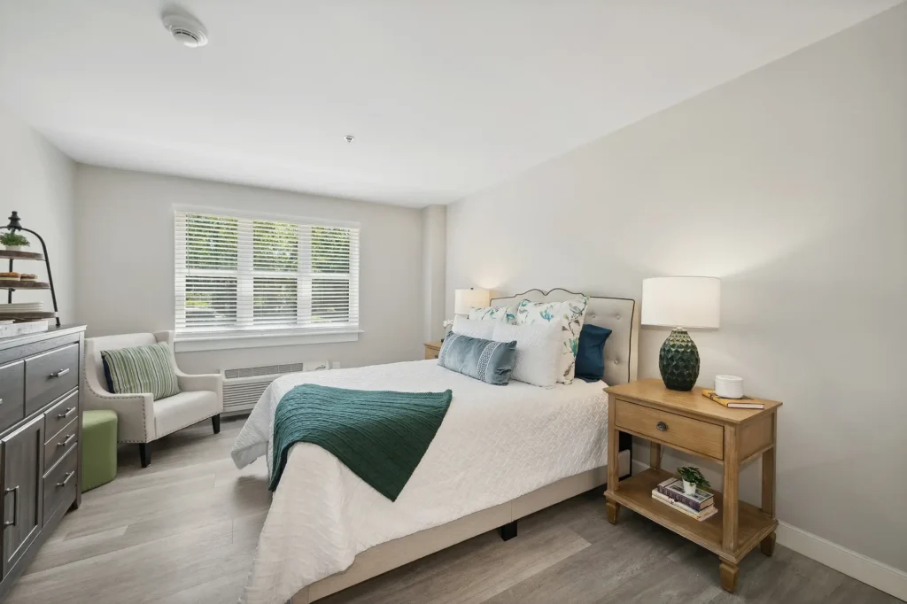 02 190FoxHollowCourt 2002 HiRes